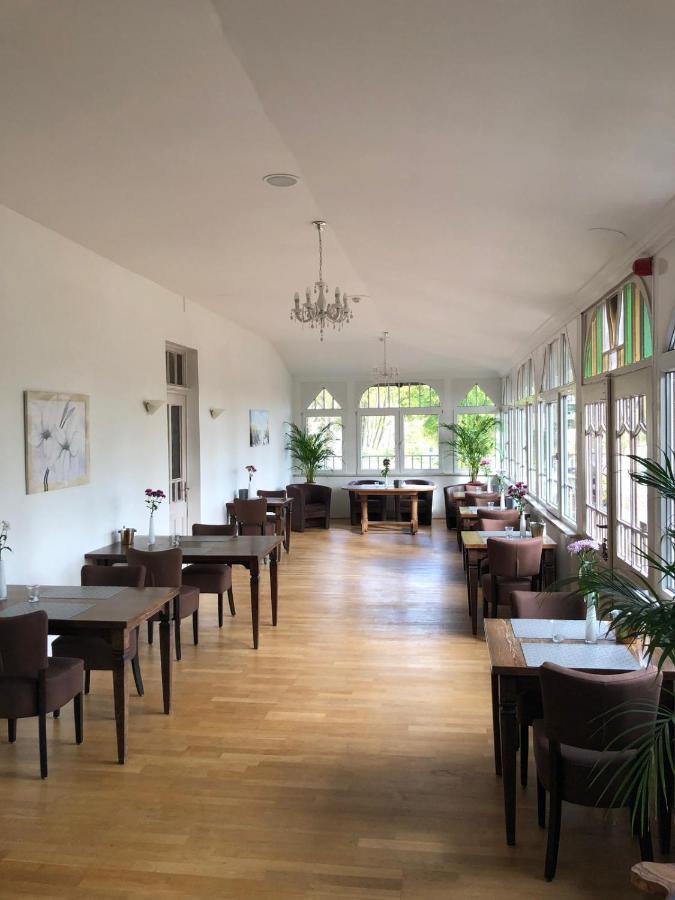 Hotel Zur Koeppe Бад Клостерлаусниц Екстериор снимка